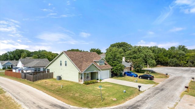 3805 Sage Court, Granbury, TX 76048