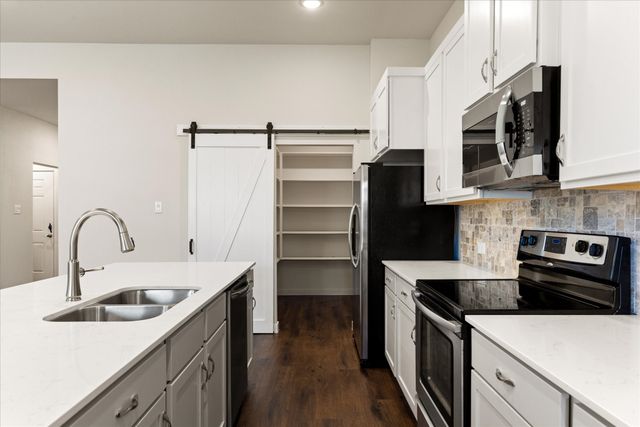 3805 Sage Court, Granbury, TX 76048
