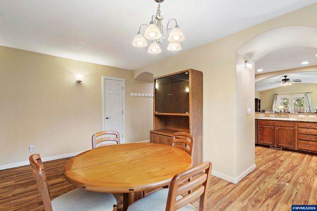 1575 Leo St NE, Keizer, OR 97303