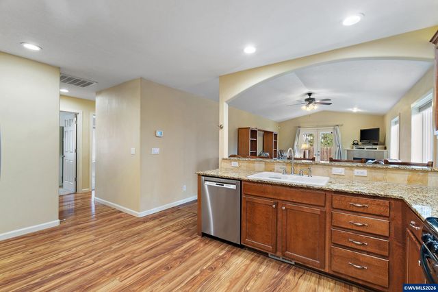 1575 Leo St NE, Keizer, OR 97303