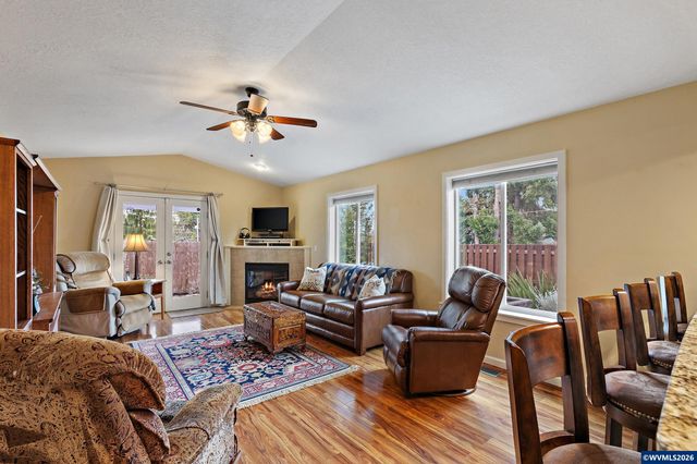 1575 Leo St NE, Keizer, OR 97303