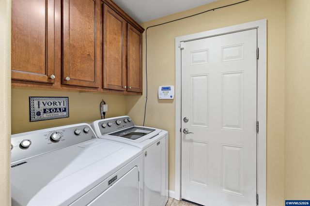 1575 Leo St NE, Keizer, OR 97303