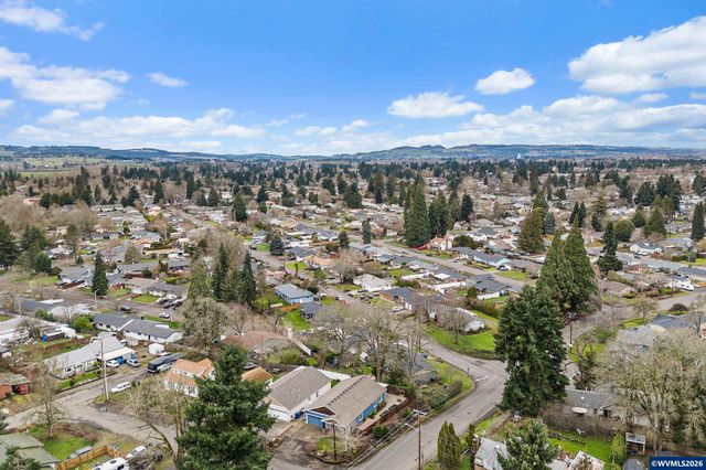 1575 Leo St NE, Keizer, OR 97303