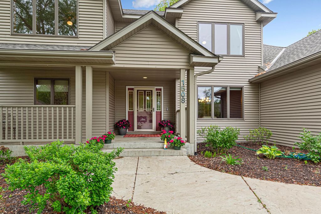 1508 Lockwood Drive, Northfield, MN 55057 — exterior