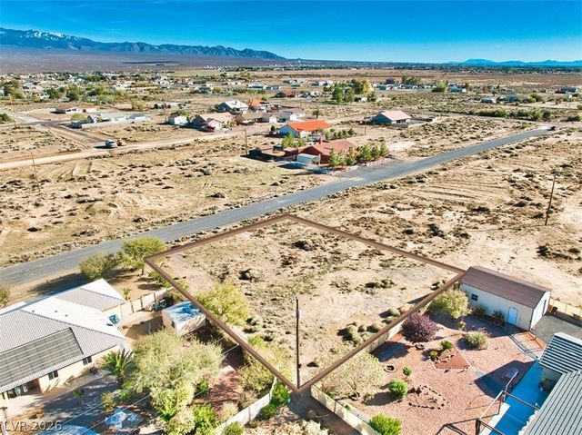 5380 Fleetwood Place, Pahrump, NV 89060