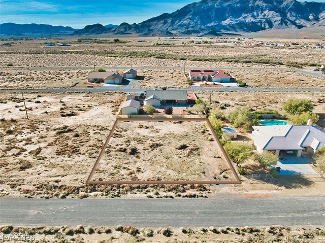 5380 Fleetwood Place, Pahrump, NV 89060