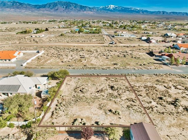 5380 Fleetwood Place, Pahrump, NV 89060
