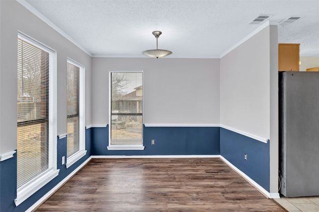 2094 Amber Court, Lewisville, TX 75067