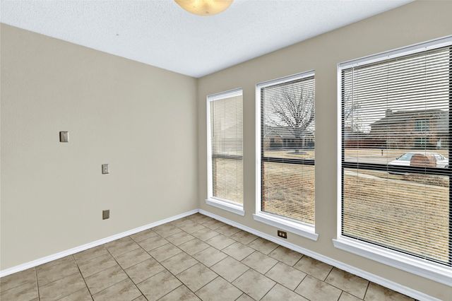 2094 Amber Court, Lewisville, TX 75067