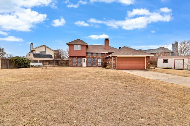 2094 Amber Court, Lewisville, TX 75067