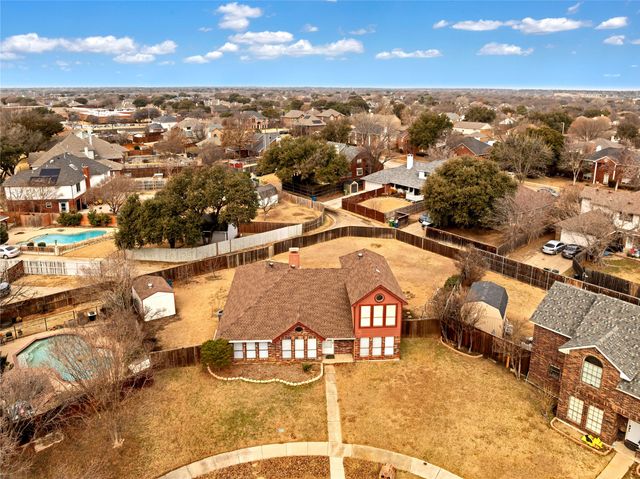 2094 Amber Court, Lewisville, TX 75067
