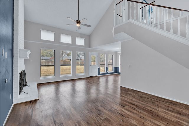 2094 Amber Court, Lewisville, TX 75067