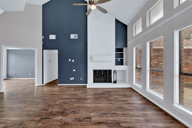 2094 Amber Court, Lewisville, TX 75067