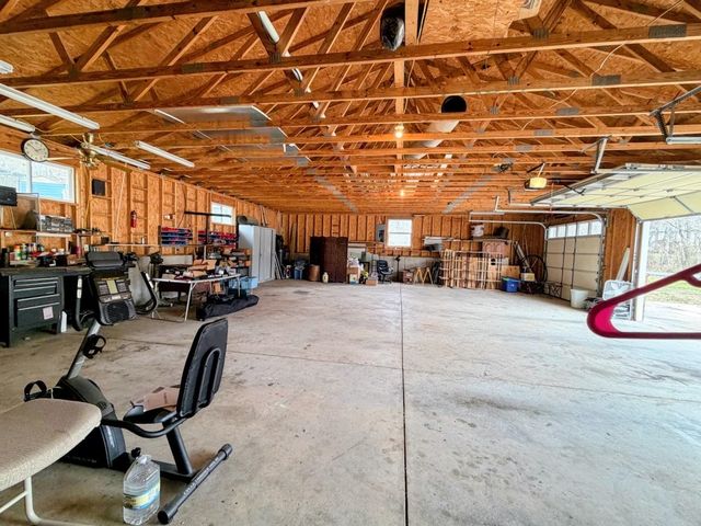 201 Topaz Lane, Horseshoe Bend, AR 72512