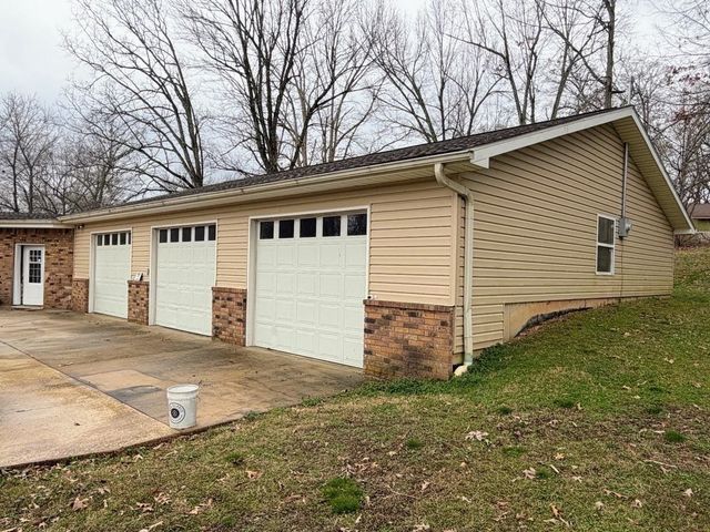 201 Topaz Lane, Horseshoe Bend, AR 72512