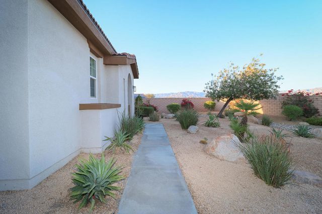 73628 Dali Court, Palm Desert, CA 92211