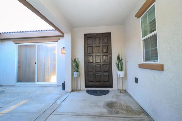 73628 Dali Court, Palm Desert, CA 92211