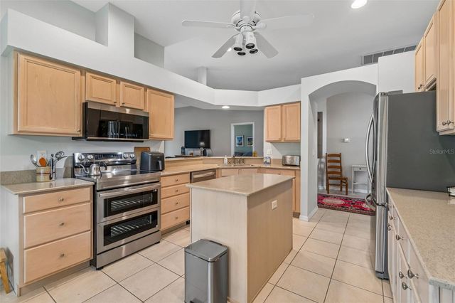 2006 GRANTHAM GREENS DRIVE 0, Sun City Center, FL 33573