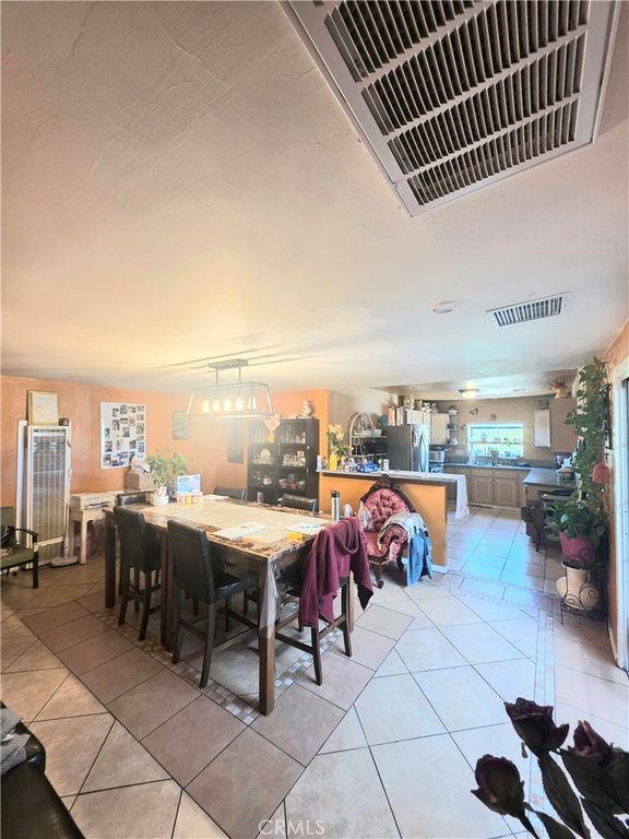 Image 16 of property listing at 16486 Hughes Road, Victorville, CA 92395