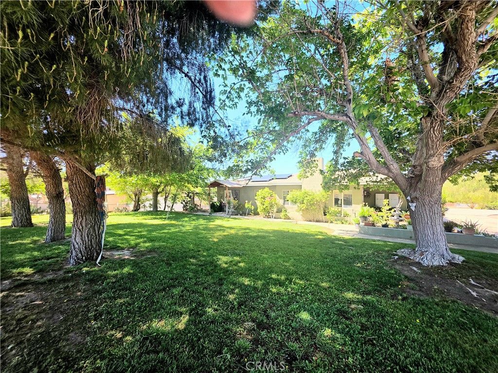Image 4 of property listing at 16486 Hughes Road, Victorville, CA 92395