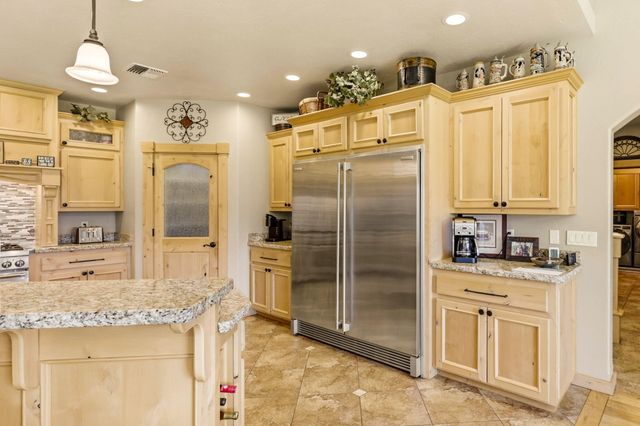 491 Penny Lane, Grants Pass, OR 97527