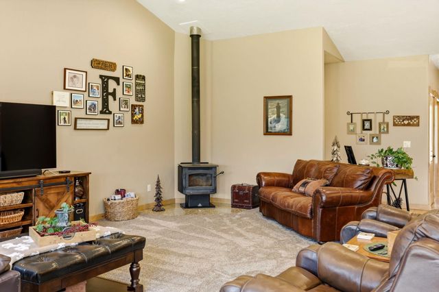491 Penny Lane, Grants Pass, OR 97527