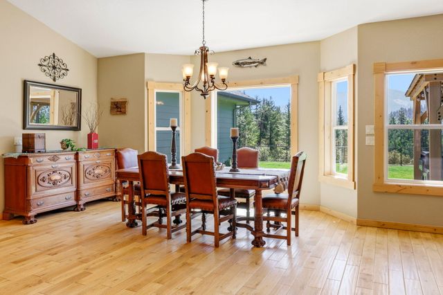 491 Penny Lane, Grants Pass, OR 97527