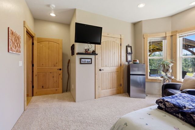 491 Penny Lane, Grants Pass, OR 97527