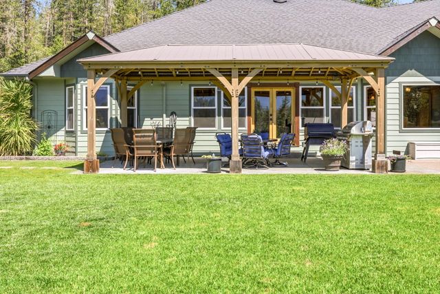 491 Penny Lane, Grants Pass, OR 97527