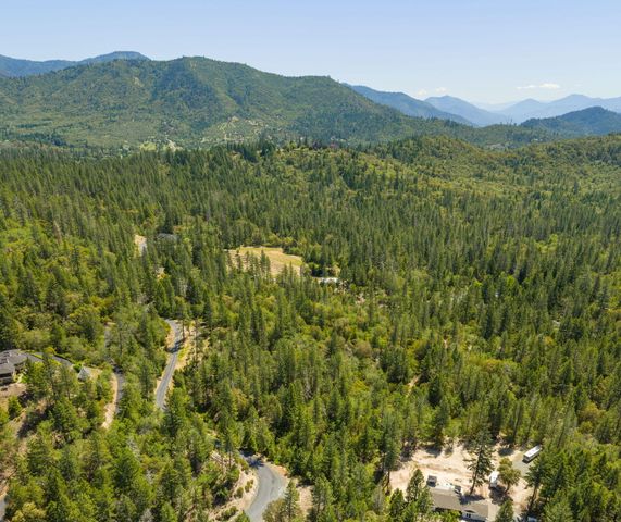 491 Penny Lane, Grants Pass, OR 97527