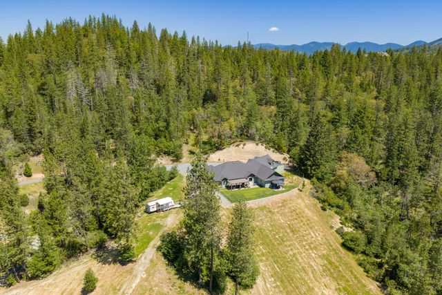 491 Penny Lane, Grants Pass, OR 97527