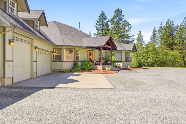491 Penny Lane, Grants Pass, OR 97527