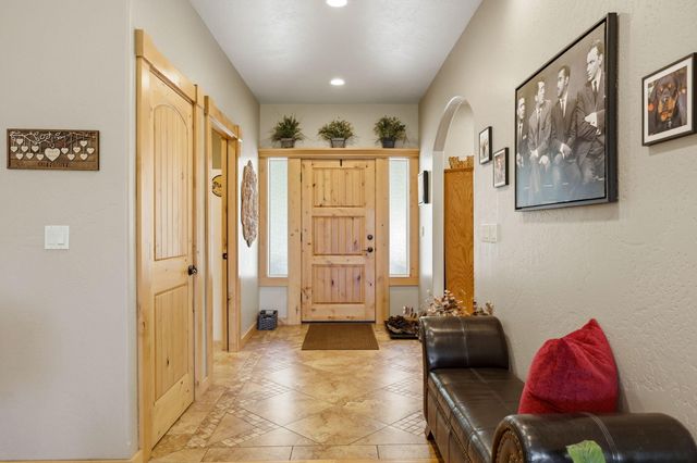 491 Penny Lane, Grants Pass, OR 97527