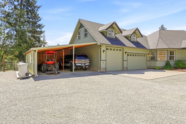 491 Penny Lane, Grants Pass, OR 97527