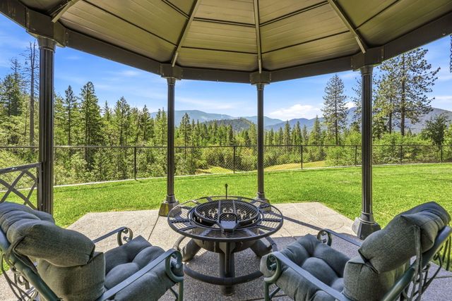 491 Penny Lane, Grants Pass, OR 97527