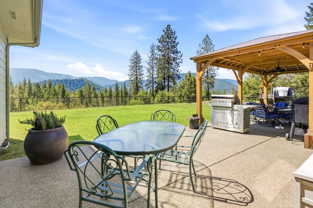 491 Penny Lane, Grants Pass, OR 97527
