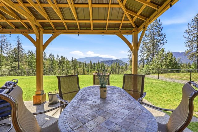 491 Penny Lane, Grants Pass, OR 97527
