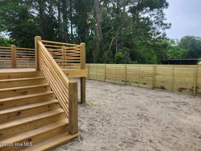 164 Bahama Drive, Hampstead, NC 28443