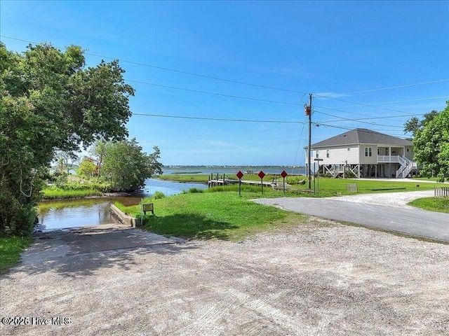 164 Bahama Drive, Hampstead, NC 28443