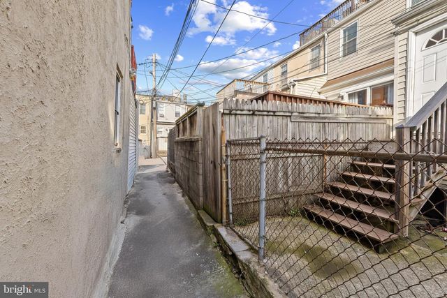 3205 HUDSON ST, Baltimore, MD 21224