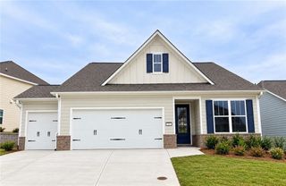 27 Masters Drive, Villa Rica, GA 30180