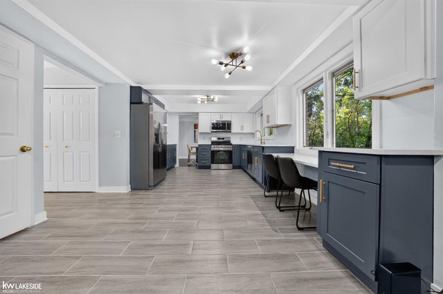 35027 Pappstein Drive, Clinton Twp, MI 48035