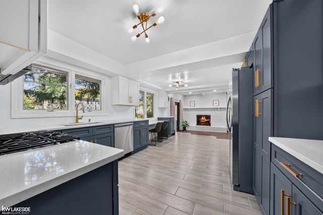 35027 Pappstein Drive, Clinton Twp, MI 48035