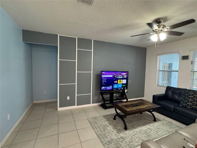 5231 WILDWOOD WAY, Davenport, FL 33837