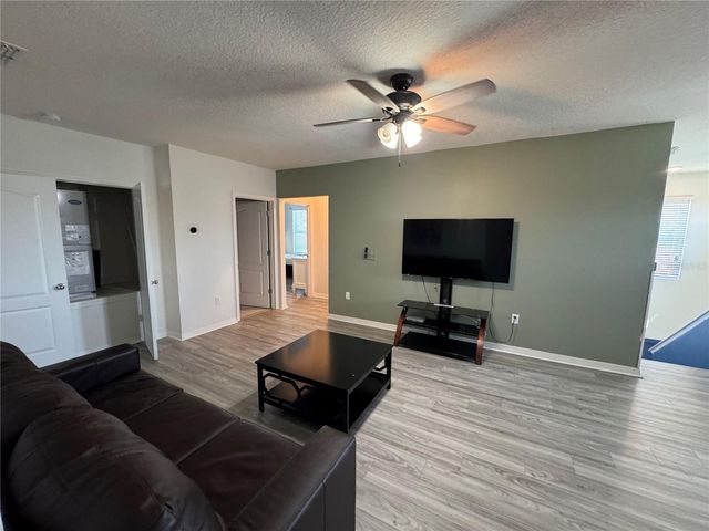 5231 WILDWOOD WAY, Davenport, FL 33837