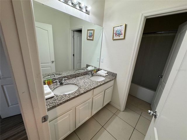 5231 WILDWOOD WAY, Davenport, FL 33837