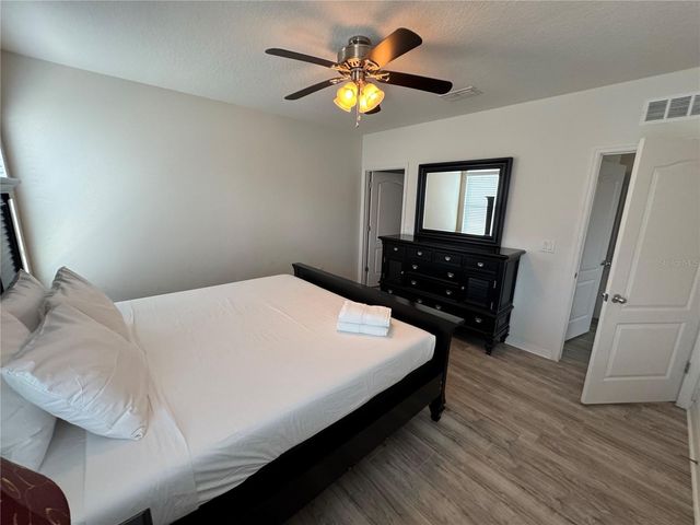 5231 WILDWOOD WAY, Davenport, FL 33837