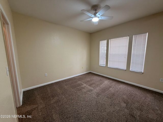 10075 N GATE Parkway 2012, Jacksonville, FL 32246
