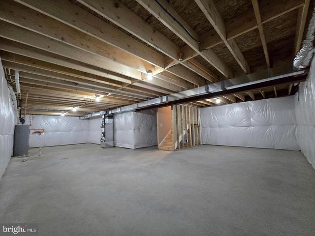 8478 GARDEN RD, Pasadena, MD 21122