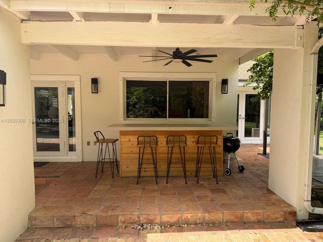 11521 SW 98th Court, Miami, FL 33176